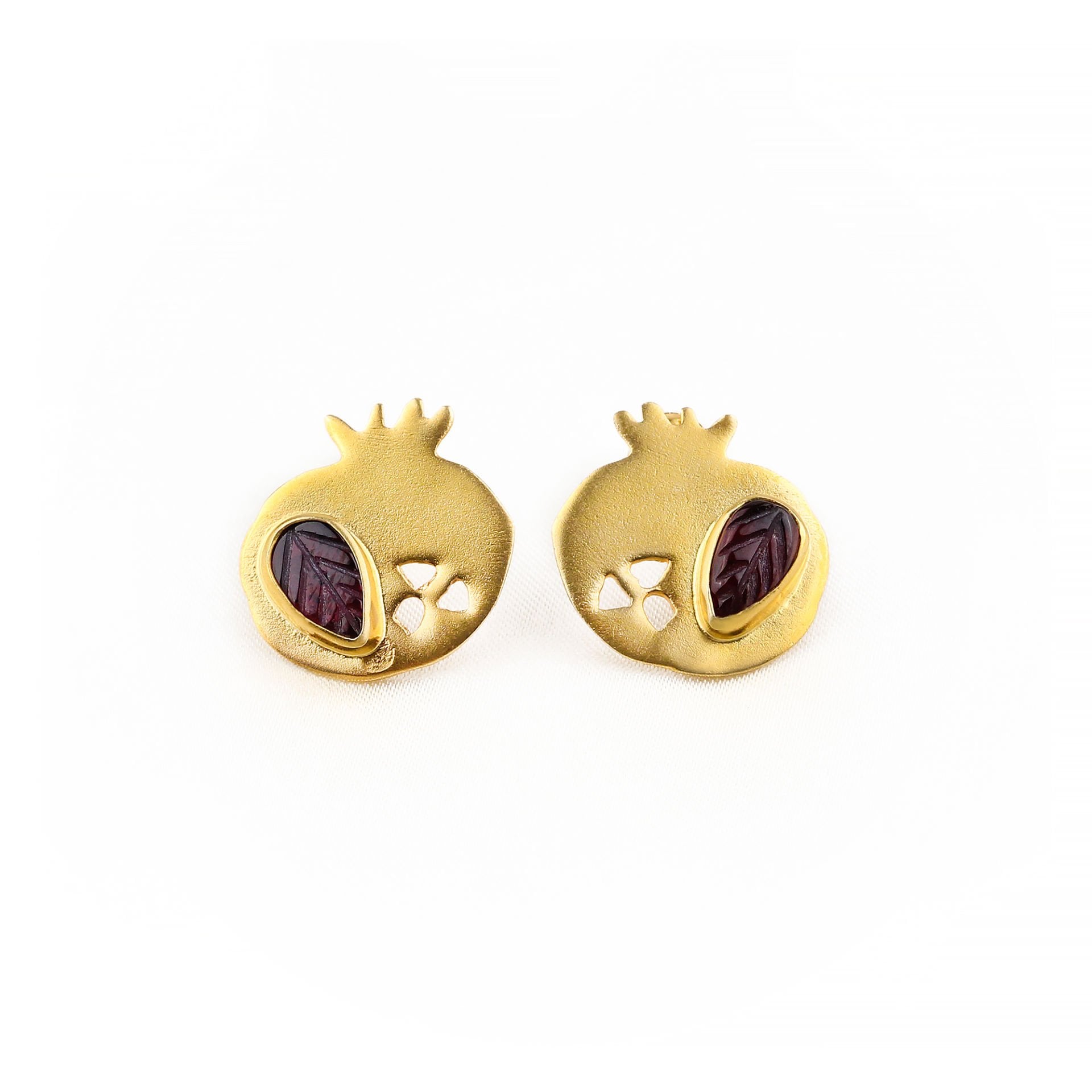 Garnet Nar Küpe