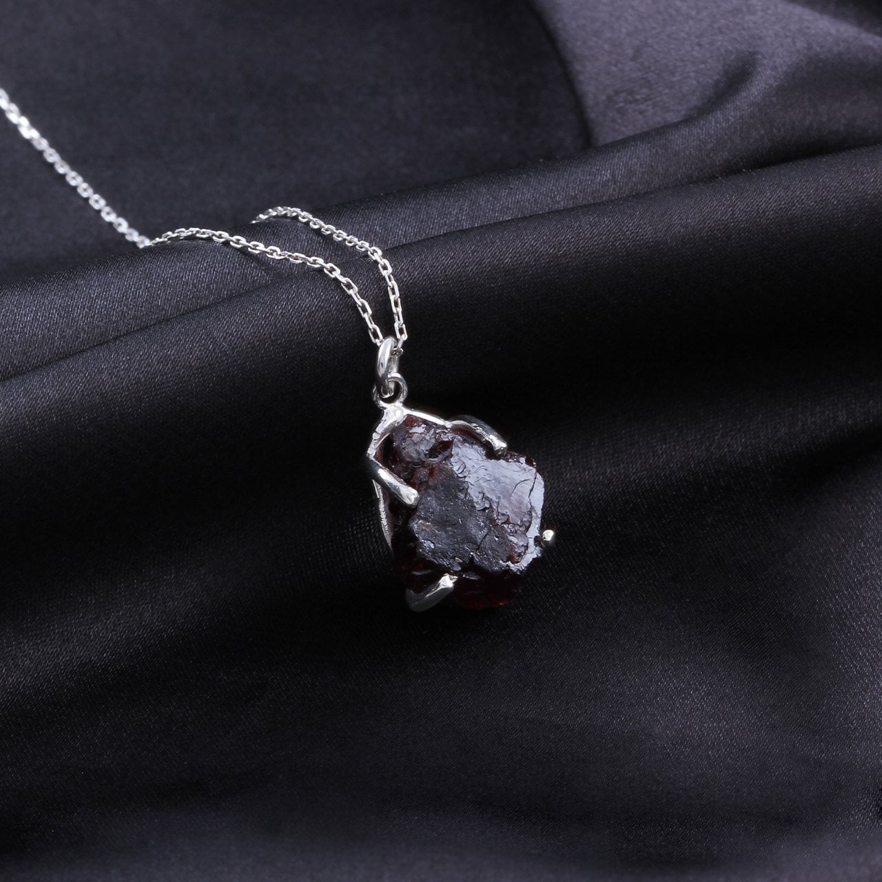 Garnet Gümüş Kolye — görsel 4