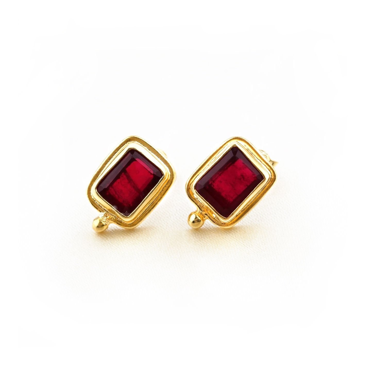 Garnet Küpe