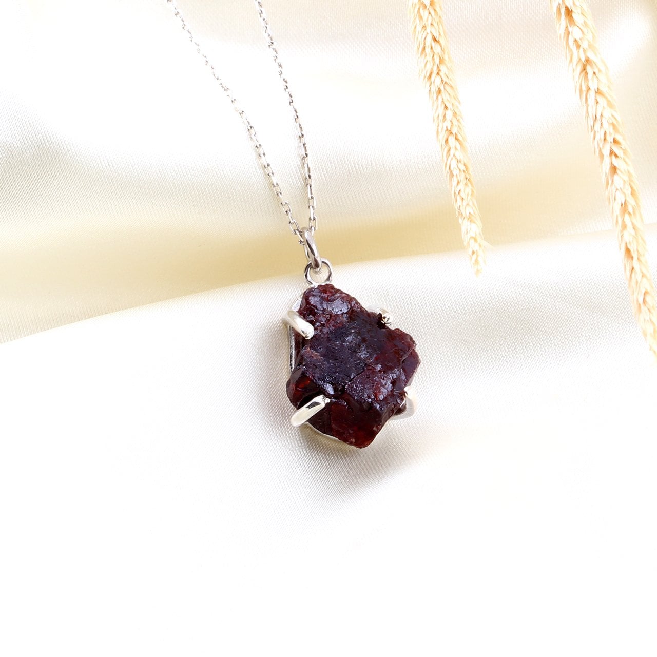 Garnet Gümüş Kolye — görsel 2